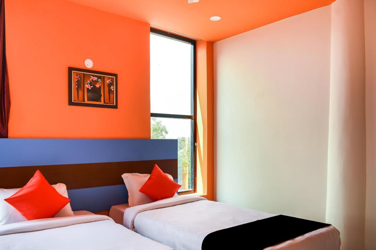 Capital O 67249 Hotel Planet Bhubaneswar Exteriör bild