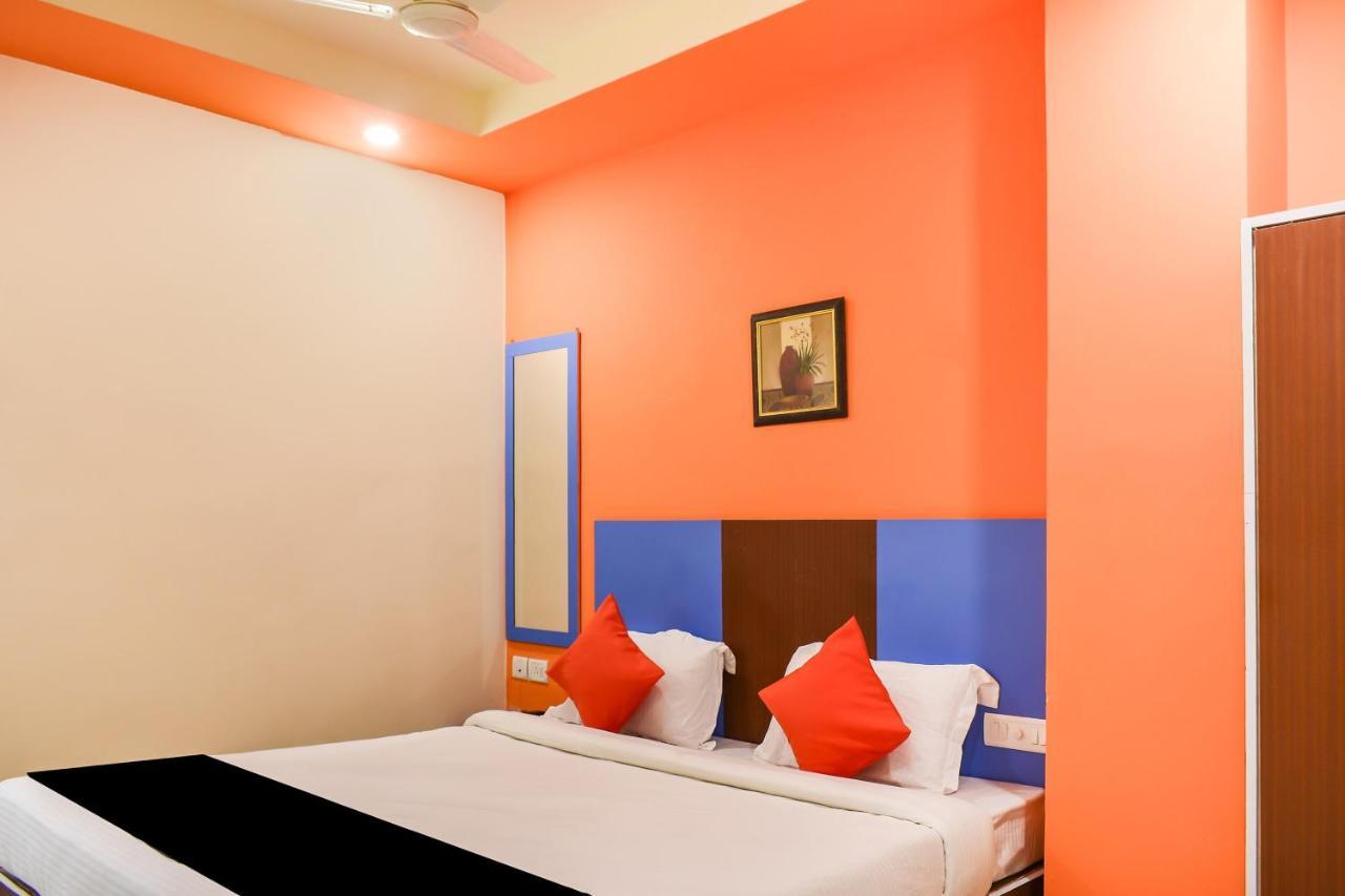 Capital O 67249 Hotel Planet Bhubaneswar Exteriör bild